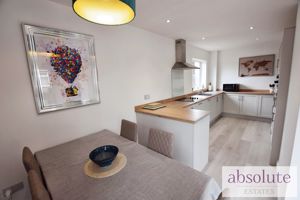 Kitchen/Diner- click for photo gallery